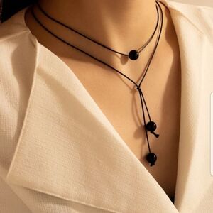 Black layered choker